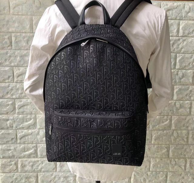 Dior包 迪奧雙肩包 9037 迪奧秋冬款外部CD彩印加CD浮雕 布配小牛皮 Dior後背包  Dyd1253